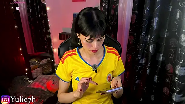  Jessy Moon  online show from June 2026 12:11:02 AM
