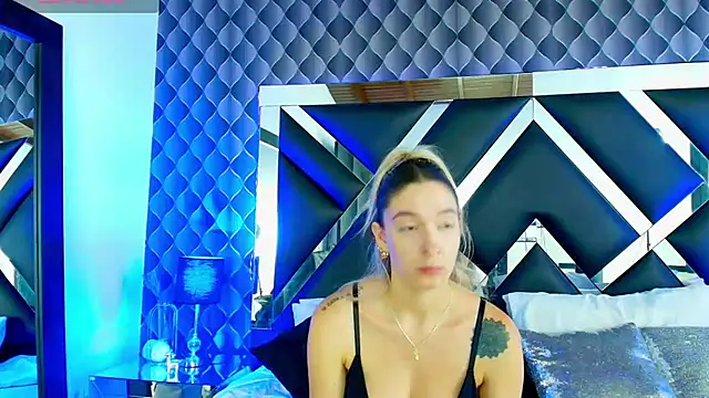 Snapshot of victoriaa_lee_ chatting on March 2025 12:54:02 AM victoriaa lee online show from March 2025 12:54:02 AM