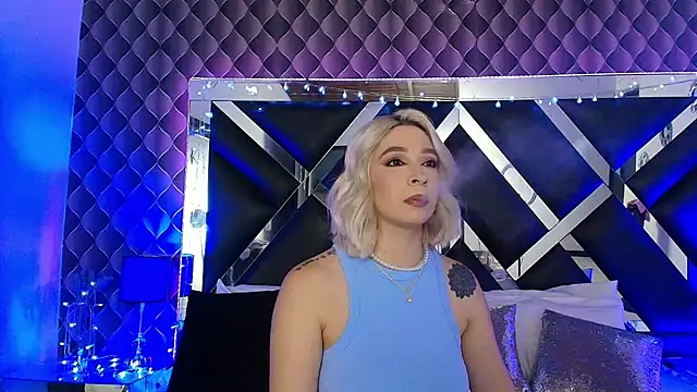 victoriaa lee  online show from March 2026 08:49:01 PM