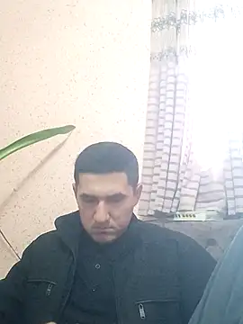 Snapshot of bobur4002 chatting on December 2025 09:25:01 AM bobur4002 online show from December 2025 09:25:01 AM