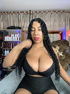 Snapshot of serena_willow chatting on February 2025 11:23:01 AM serena willow online show from February 2025 11:23:01 AM