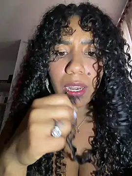 Snapshot of serena_willow chatting on March 2025 03:47:02 PM serena willow online show from March 2025 03:47:02 PM