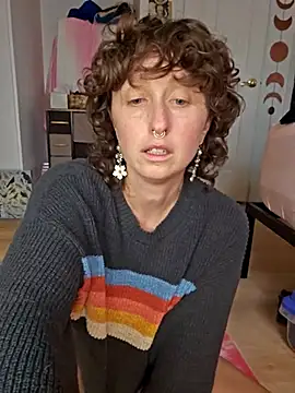 Snapshot of mossy_kiss chatting on December 2025 08:04:01 PM mossy kiss online show from December 2025 08:04:01 PM