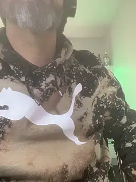 Cristian-Brayan online show from January 2025 04:40:01 PM