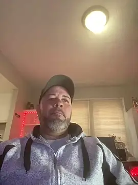 Cristian-Brayan online show from February 2025 01:37:01 PM