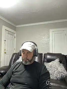 Cristian-Brayan online show from September 2025 12:16:01 PM