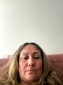 Snapshot of gabiTetas chatting on September 2025 07:27:02 PM gabiTetas online show from September 2025 07:27:02 PM