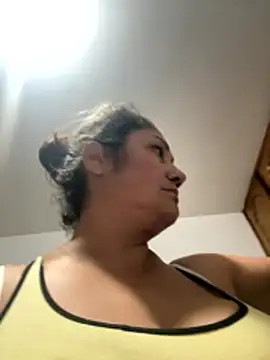 Snapshot of gabiTetas chatting on November 2025 07:45:02 PM gabiTetas online show from November 2025 07:45:02 PM