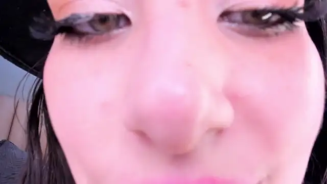 Snapshot of Alexa_Thaylor_ chatting on January 2025 08:42:01 PM Alexa Thaylor online show from January 2025 08:42:01 PM