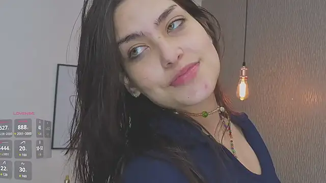 Alexa Thaylor  online show from May 2026 04:12:01 PM