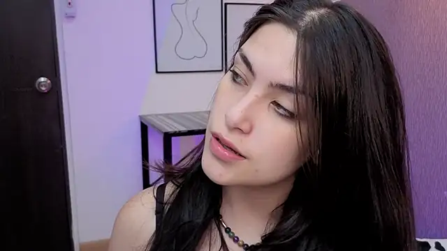 Alexa Thaylor  online show from June 2026 05:11:02 PM