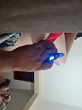 Snapshot of RobertoBuzios22 chatting on January 2025 09:54:01 PM RobertoBuzios22 online show from January 2025 09:54:01 PM