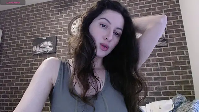  Hot Lady  online show from March 2025 05:39:02 PM