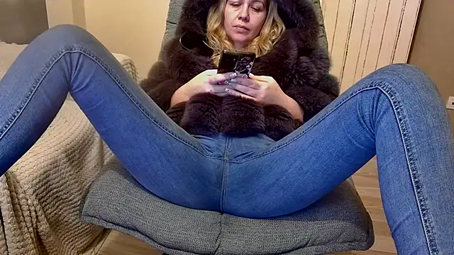 mesexylady34 online show from December 2025 07:41:02 PM