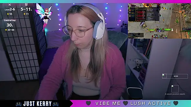 Snapshot of JustKerry chatting on September 2025 08:39:01 AM JustKerry online show from September 2025 08:39:01 AM