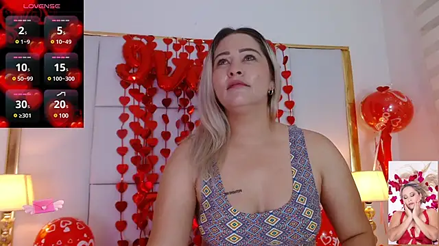 WANDAFOXX1 online show from February 2025 07:16:02 AM
