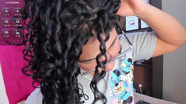 Snapshot of iriss_25 chatting on February 2025 06:07:01 PM iriss 25 online show from February 2025 06:07:01 PM