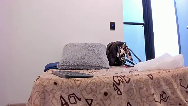 Snapshot of iriss_25 chatting on March 2025 12:32:02 PM iriss 25 online show from March 2025 12:32:02 PM