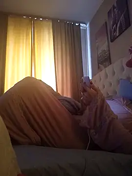 Snapshot of ROXOLANAA_SEXY chatting on September 2025 09:12:01 AM ROXOLANAA SEXY online show from September 2025 09:12:01 AM