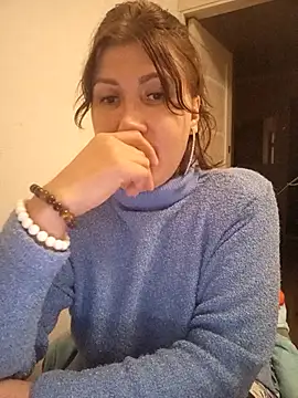 Snapshot of ROXOLANAA_SEXY chatting on October 2025 06:49:01 PM ROXOLANAA SEXY online show from October 2025 06:49:01 PM