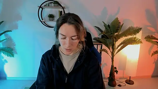 Snapshot of RebeccaMartinez chatting on December 2024 05:03:01 AM RebeccaMartinez online show from December 2024 05:03:01 AM