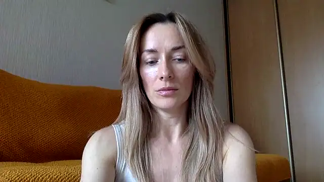 Snapshot of RebeccaMartinez chatting on March 2025 10:57:02 AM RebeccaMartinez online show from March 2025 10:57:02 AM