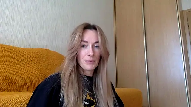 Snapshot of RebeccaMartinez chatting on March 2025 08:26:01 AM RebeccaMartinez online show from March 2025 08:26:01 AM