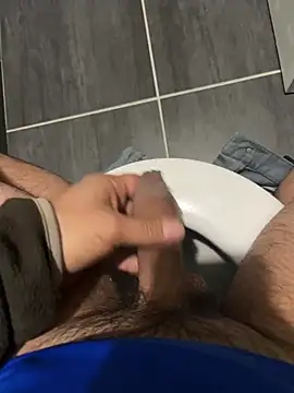 Snapshot of mattexhibe chatting on March 2025 11:18:02 PM mattexhibe online show from March 2025 11:18:02 PM