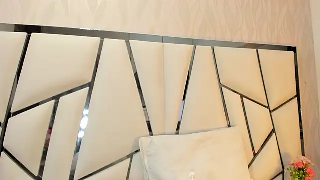 kimberly7  online show from October 2025 11:32:02 AM