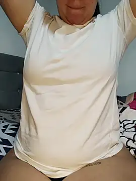 Snapshot of katha_steele_ chatting on October 2025 08:35:01 AM katha steele online show from October 2025 08:35:01 AM