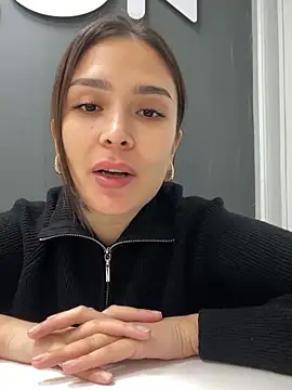 Snapshot of Sweet_Lollypop chatting on October 2025 04:31:02 PM Sweet Lollypop online show from October 2025 04:31:02 PM