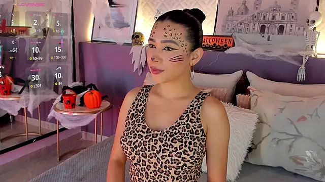 Snapshot of susan_cute198 chatting on November 2025 12:07:02 PM susan cute198 online show from November 2025 12:07:02 PM