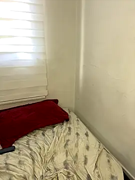 Liamiler01  online show from September 2025 01:37:02 PM