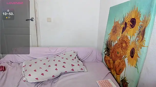 Snapshot of nymphobaby chatting on November 2025 10:26:02 PM nymphobaby online show from November 2025 10:26:02 PM