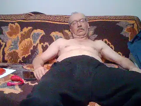 Snapshot of cumloverboyxx69 chatting on February 2025 10:31:01 PM cumloverboyxx69 online show from February 2025 10:31:01 PM