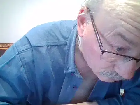 Snapshot of cumloverboyxx69 chatting on February 2025 04:18:02 AM cumloverboyxx69 online show from February 2025 04:18:02 AM