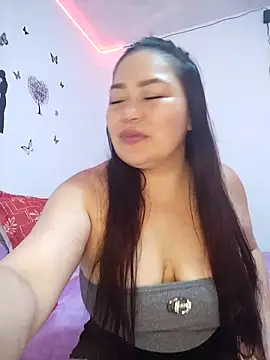 Snapshot of violet_moore chatting on February 2025 08:43:02 PM violet moore online show from February 2025 08:43:02 PM