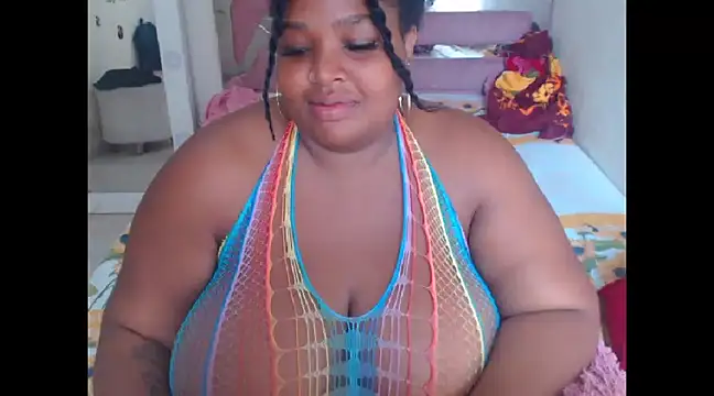 Snapshot of chocolatehot04 chatting on January 2025 03:15:01 PM chocolatehot04 online show from January 2025 03:15:01 PM