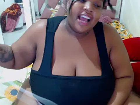 Snapshot of chocolatehot04 chatting on February 2025 01:41:02 AM chocolatehot04 online show from February 2025 01:41:02 AM