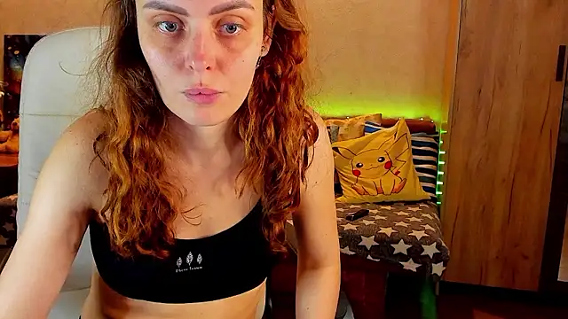 Snapshot of mia_grantes chatting on December 2024 08:00:02 PM mia grantes online show from December 2024 08:00:02 PM