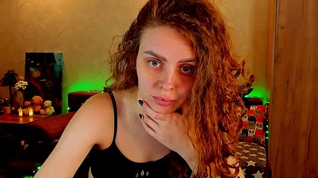 Snapshot of mia_grantes chatting on December 2024 03:31:02 PM mia grantes online show from December 2024 03:31:02 PM