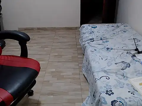 Snapshot of -Marivalda- chatting on February 2025 10:18:02 PM -Marivalda- online show from February 2025 10:18:02 PM