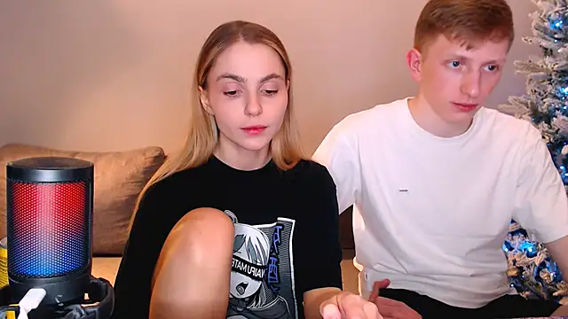 juliaanddima online show from January 2026 10:46:01 PM