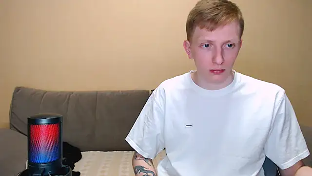 juliaanddima online show from May 2026 09:34:02 PM