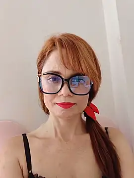 Snapshot of Meganlola chatting on November 2025 04:17:01 PM Meganlola online show from November 2025 04:17:01 PM