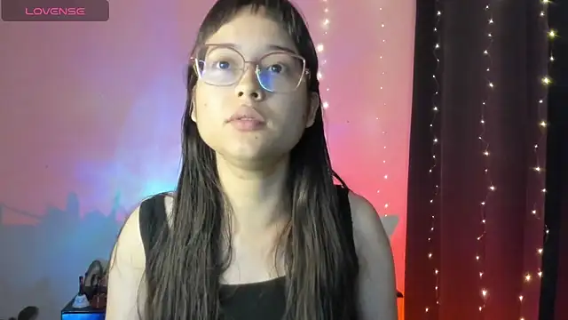 shantalc3rezo online show from September 2025 05:58:02 PM