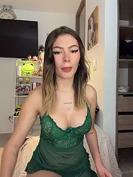 Your Honeey online show from May 2026 09:23:01 PM