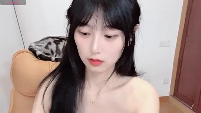 Snapshot of 4uoki chatting on October 2025 02:18:02 PM 4uoki online show from October 2025 02:18:02 PM