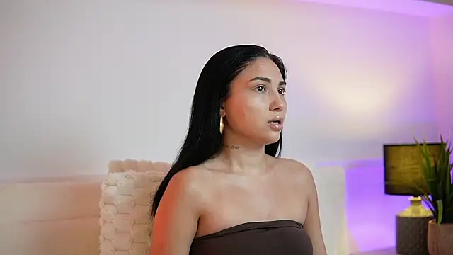 AmyKaiya online show from July 2026 06:06:02 PM