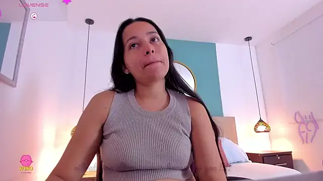 lucy blue28 online show from June 2026 12:59:01 PM